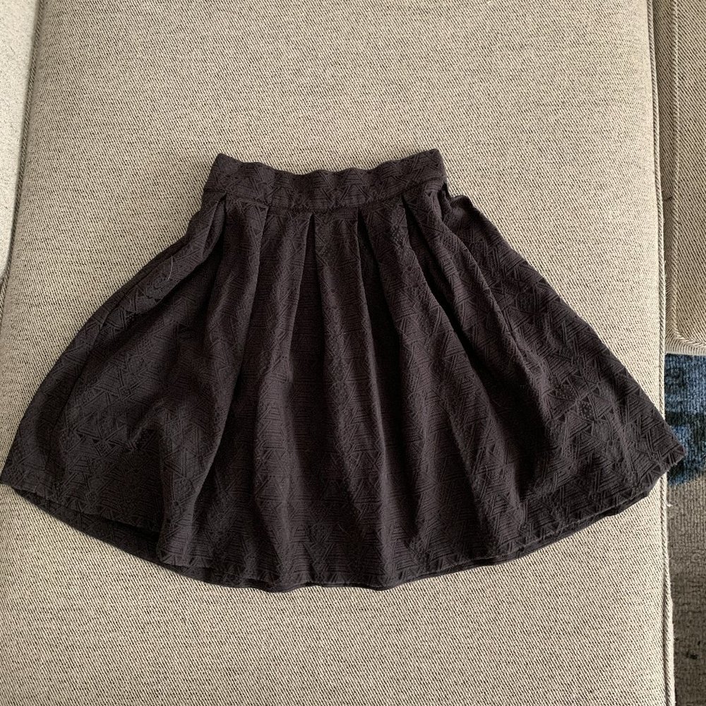 HM Divided Women Black Mini Skirt, Size US 4